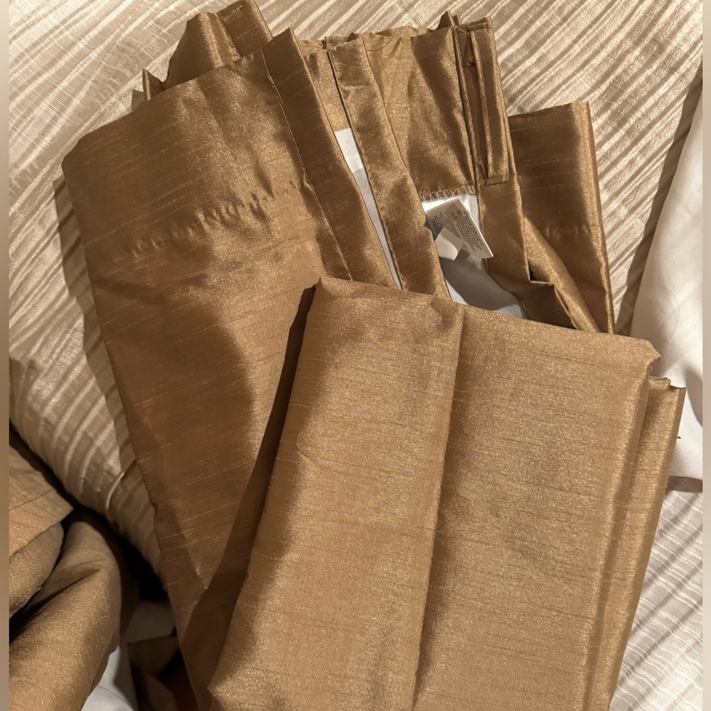 Peri gold curtains